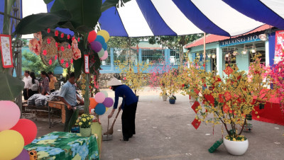Trường Tiểu học Bùi Quốc Khánh tổ chức hội chợ triển lãm Mừng Đảng – Mừng Xuân Mậu Tuất 2018
